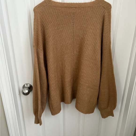 Dreamers Scandinavian Cozy Chic Crew Neck Sweater in Tam - Picture 4 of 4